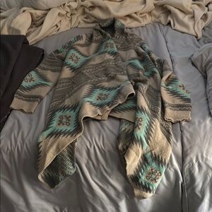 Cozy Patterned tribal Sweater in Beige and Teal